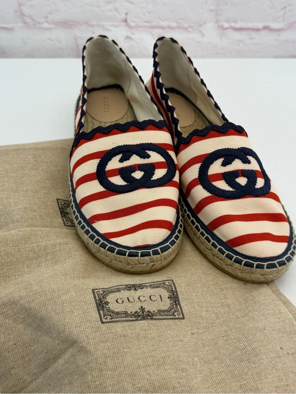 Gucci Cotton Gg Striped Red and Cream Espadrille Slip-On Shoes NEW